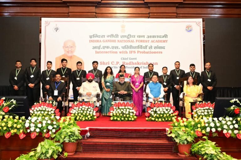 वन अधिकारी केवल प्रशासनिक अधिकारी नहीं, बल्कि प्रकृति के प्रहरी हैं: मुख्यमंत्री