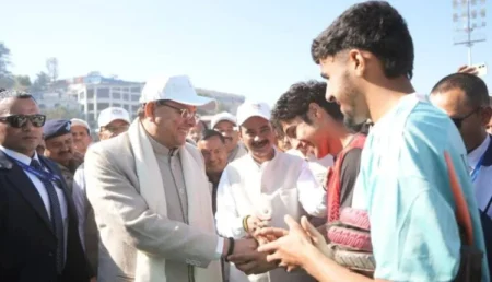 मुख्यमंत्री पुष्कर सिंह धामी ने हेमवती नंदन बहुगुणा स्टेडियम, अल्मोड़ा में सांसद खेल महोत्सव का किया शुभारंभ
