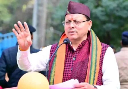 स्कूलों में गूंजेंगे श्रीमद्भागवत गीता के श्लोक, धामी सरकार ने किया अनिवार्य