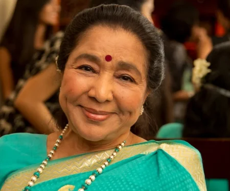 संगीत जगत को बड़ा झटका: आशा भोसले का 92 वर्ष में निधन