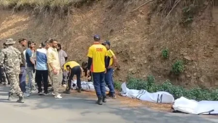 नैनीताल में दर्दनाक हादसा: खाई में गिरी कार, एक ही परिवार समेत 5 की मौत