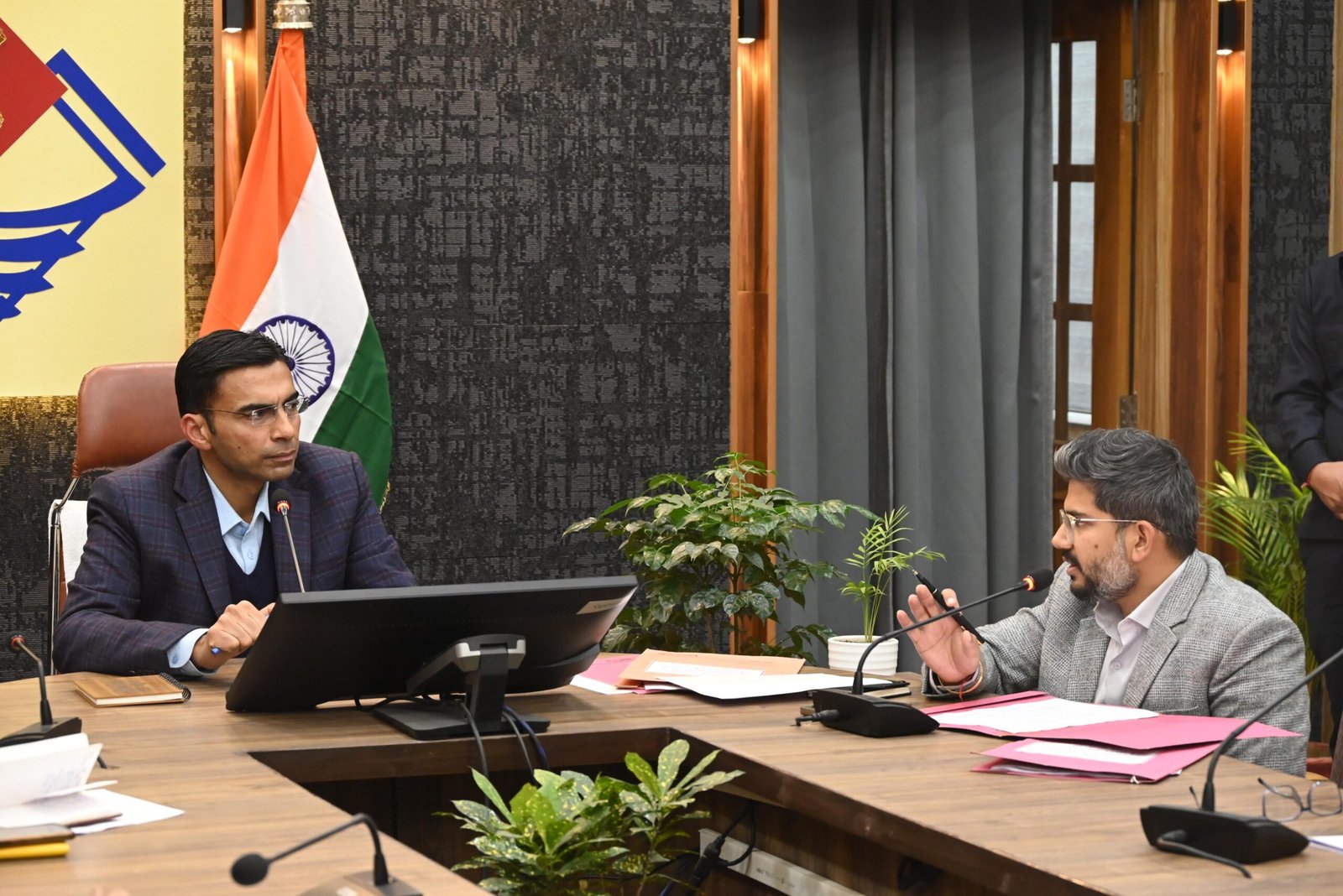 31 दिसंबर तक 50% मैपिंग लक्ष्य अनिवार्य, डीएम सविन बंसल ने SIR कार्यों की प्रगति की समीक्षा की