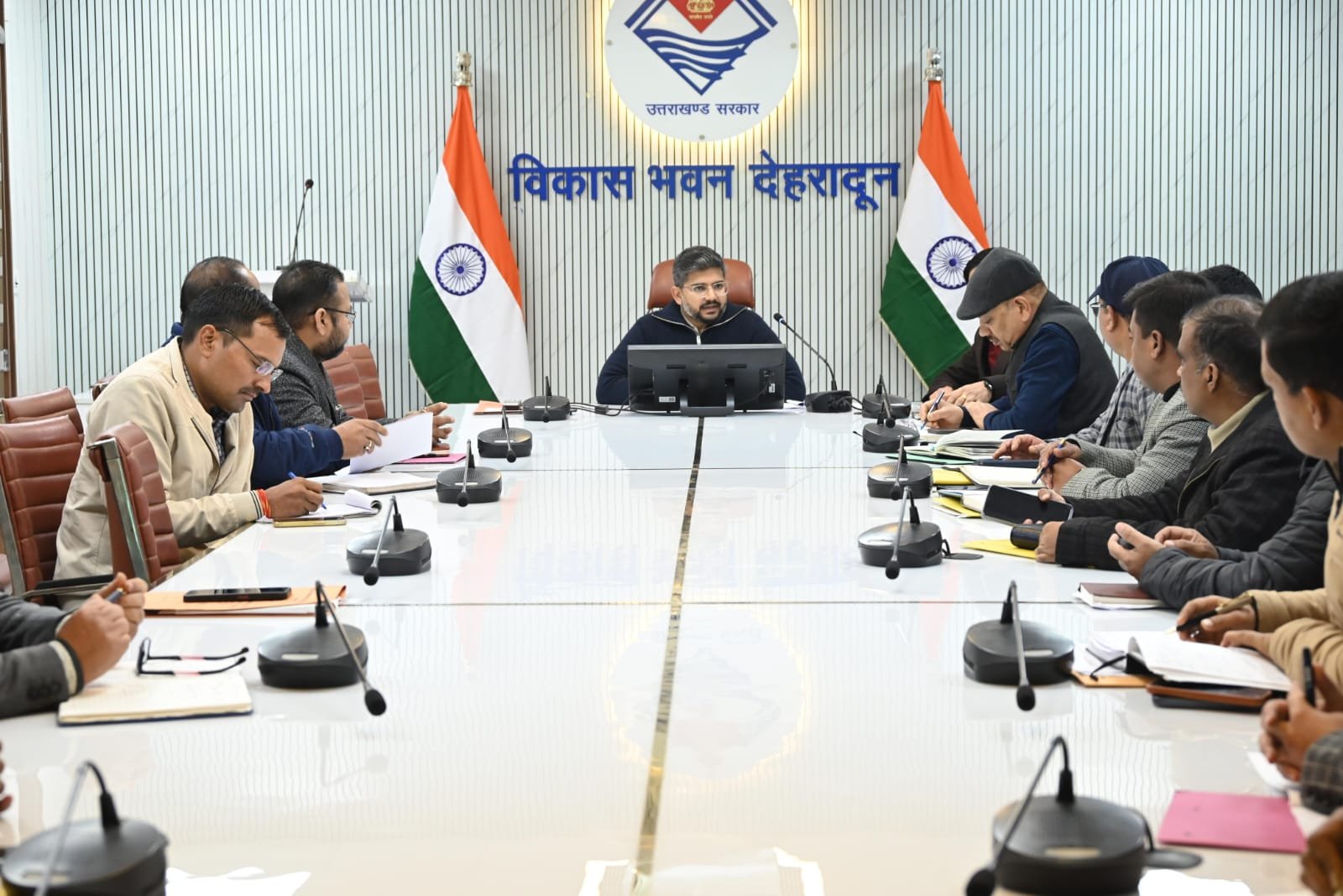 सार्वजनिक परिसंपत्तियों की मैपिंग में लापरवाही पर सीडीओ सख्त, एक हफ्ते में सभी विभागों को पूरा करने के निर्देश