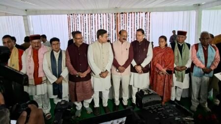 धामी सरकार में विभागों का बंटवारा: गृह समेत अहम मंत्रालय CM के पास