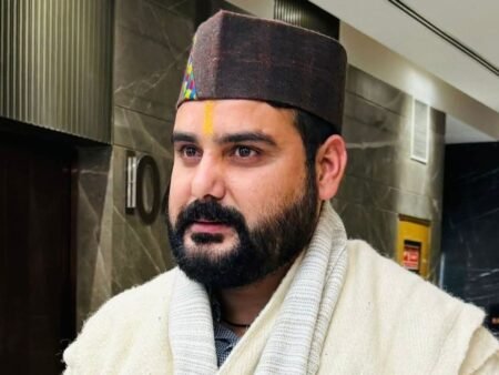 UKSSSC पेपर लीक मामले में बॉबी पंवार से पूछताछ:सुमन चौहान से संपर्कों पर किए सवाल, सभी भर्ती घोटालों की CBI जांच की मांग